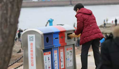 如何分類生活垃圾？四色垃圾桶，收納種類各不同