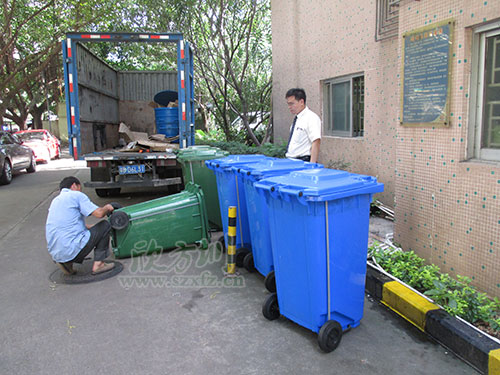 新增塑料分類垃圾桶！牛市東西路“美顏”